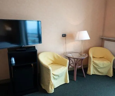 Santa Maria Hotell 3*