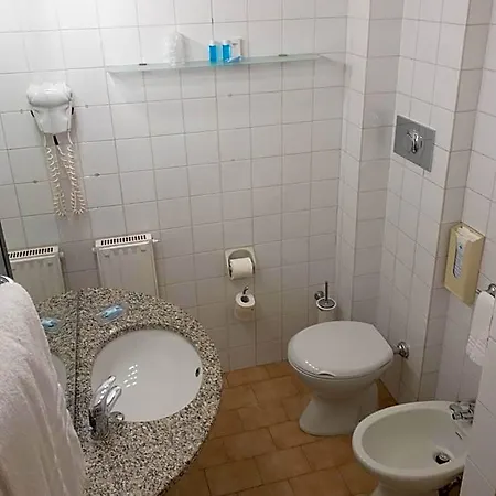 Hotel Santa Maria 3*