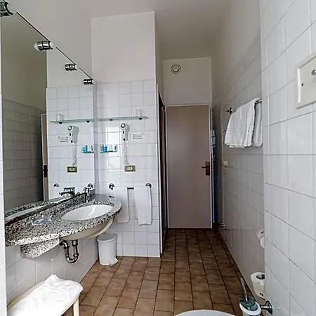 Hotel Santa Maria 3*