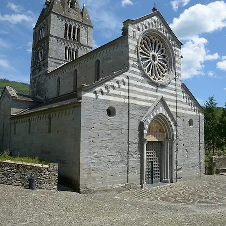 Santa Maria كيافاري